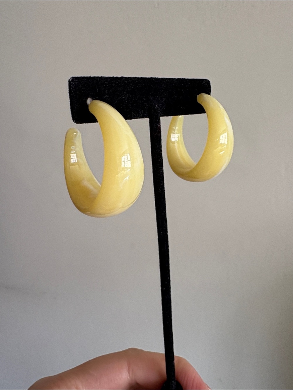 Retro Yellow Faux Marble Chunky Hoop Earrings